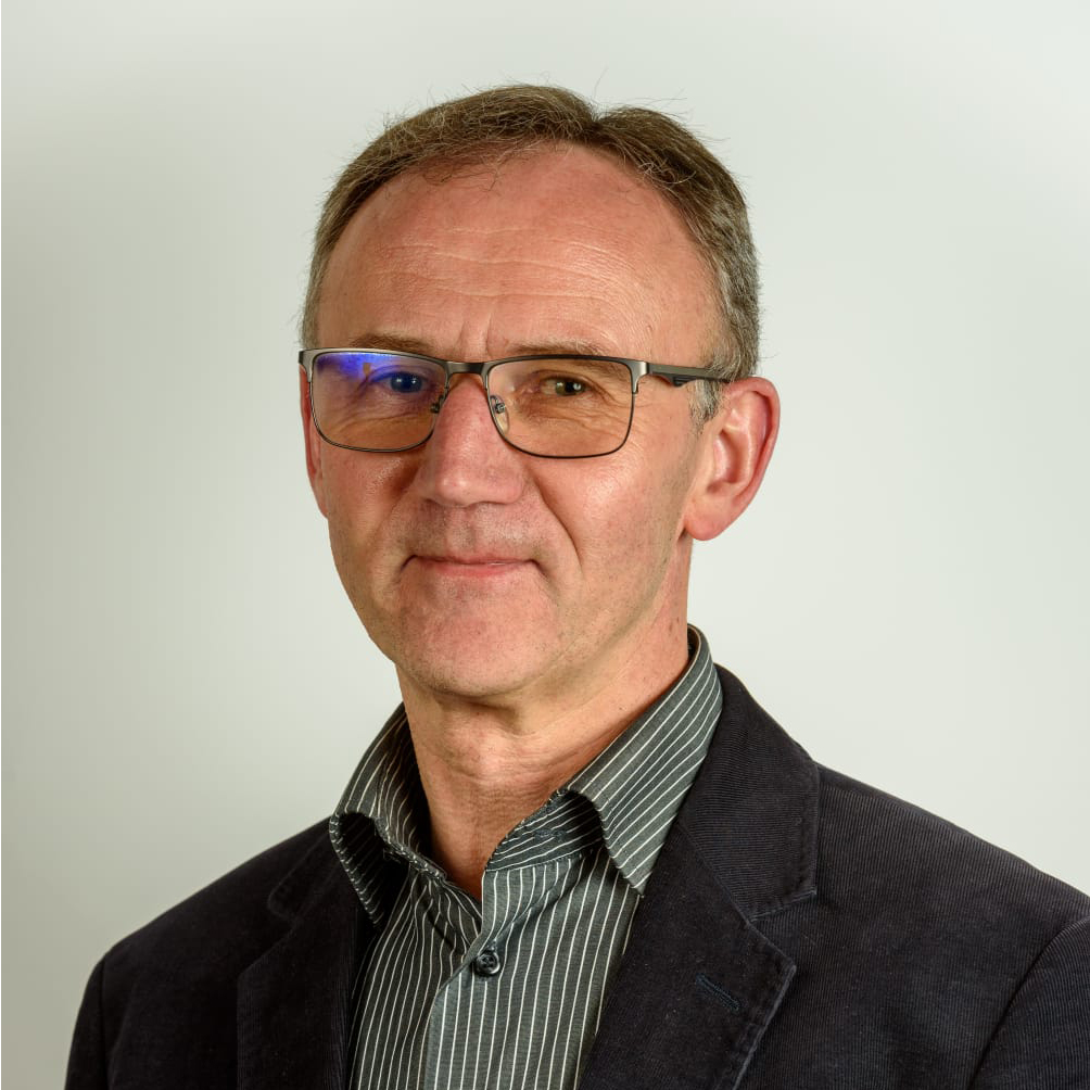Dr. Kiss Jenő